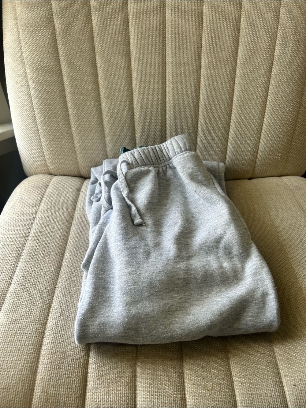 Women's Gray Fleece Jogger Sweatpants with Drawstring